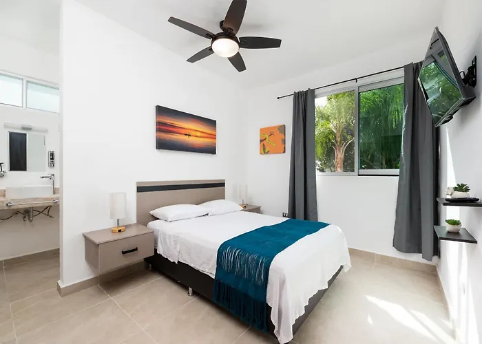 Depa Familiar Pb 6pax Con Alberca Rodeado De Restaurantes Zona Segura Playa del Carmen